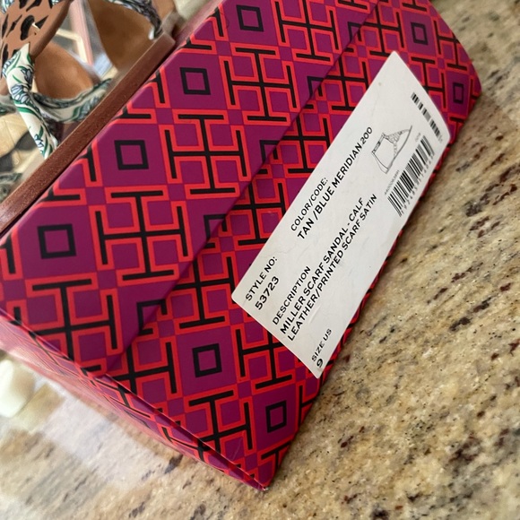 New Tory Burch scarf sandal ❤️ - Picture 9 of 9